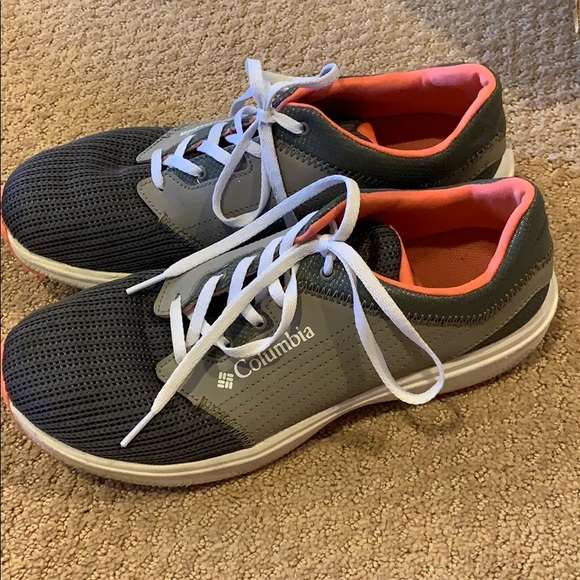 columbia tennis shoes womens
